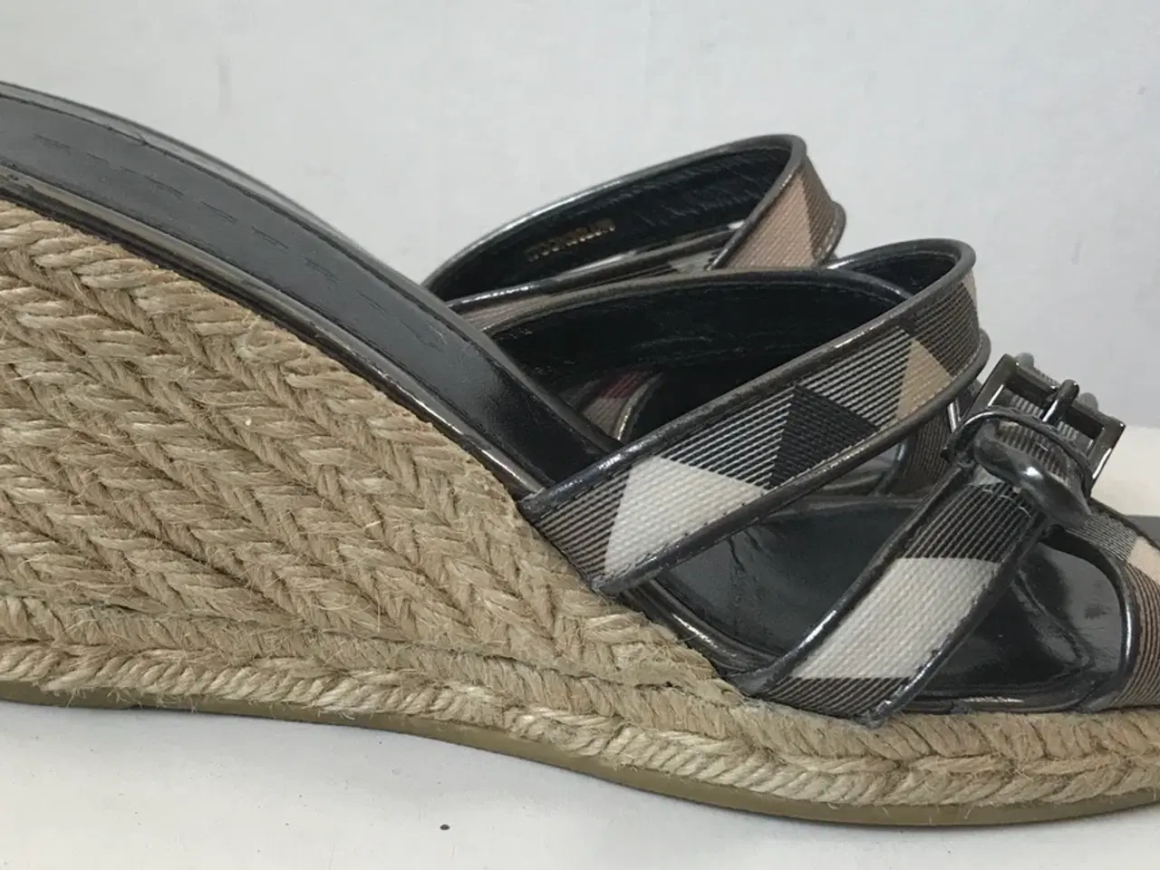 Billede 3 - Burberry, sandaler, str 40