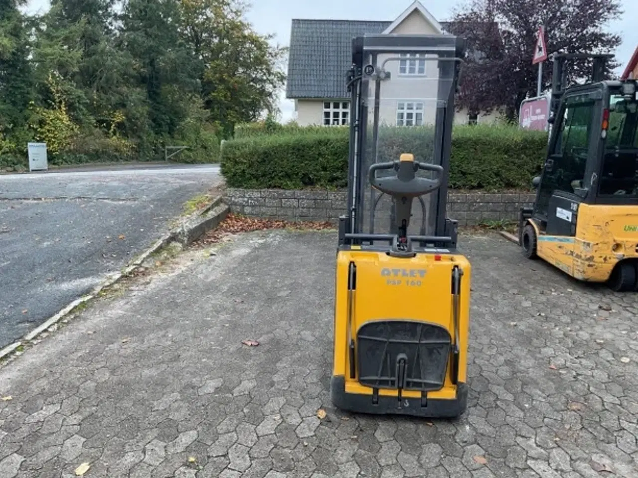 Billede 6 - Atlet 1600 Kg Stabler med servostyring ,Intialløft.