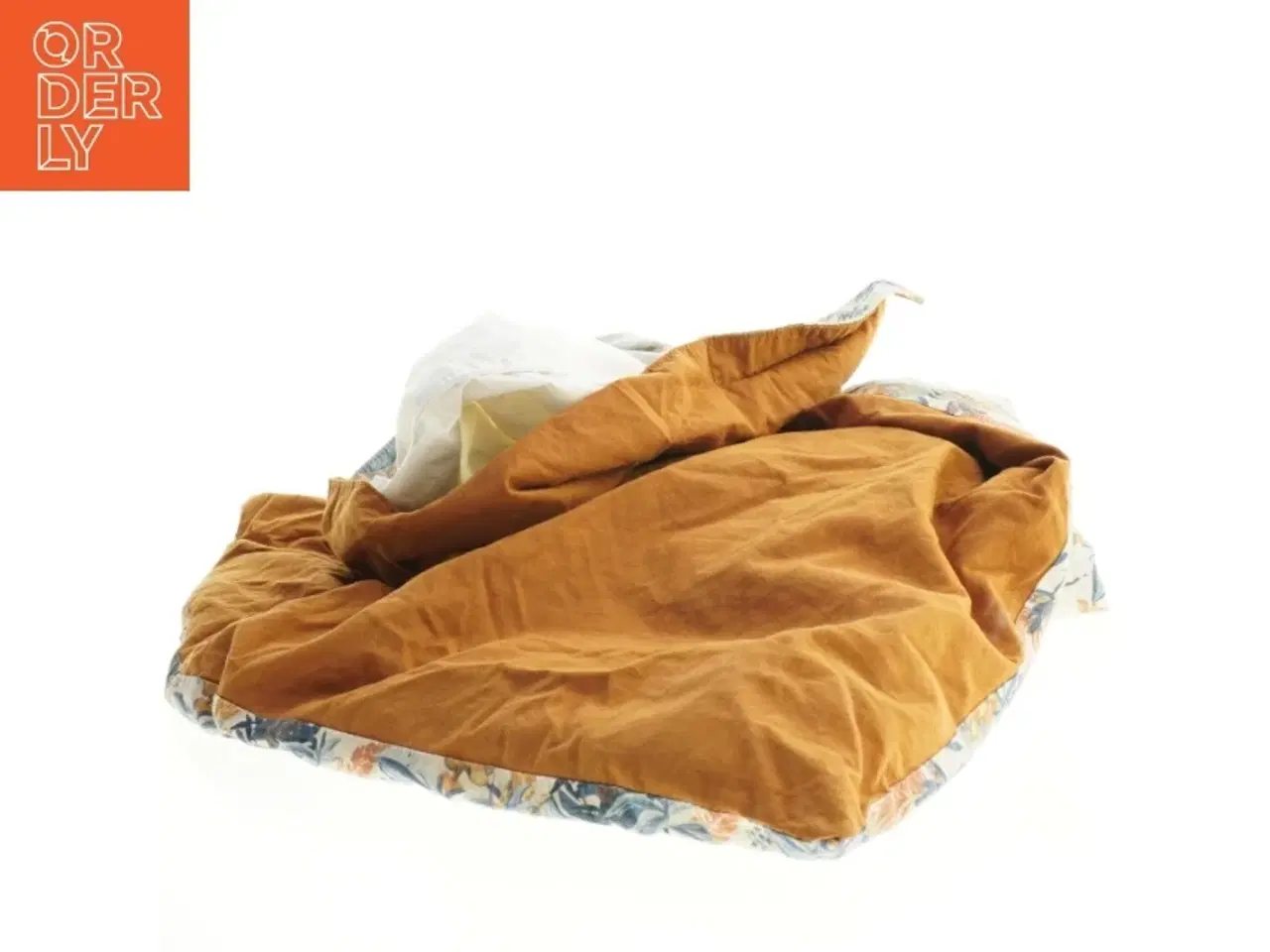Billede 1 - Dyne med betræk (str. 92 x 67 cm)