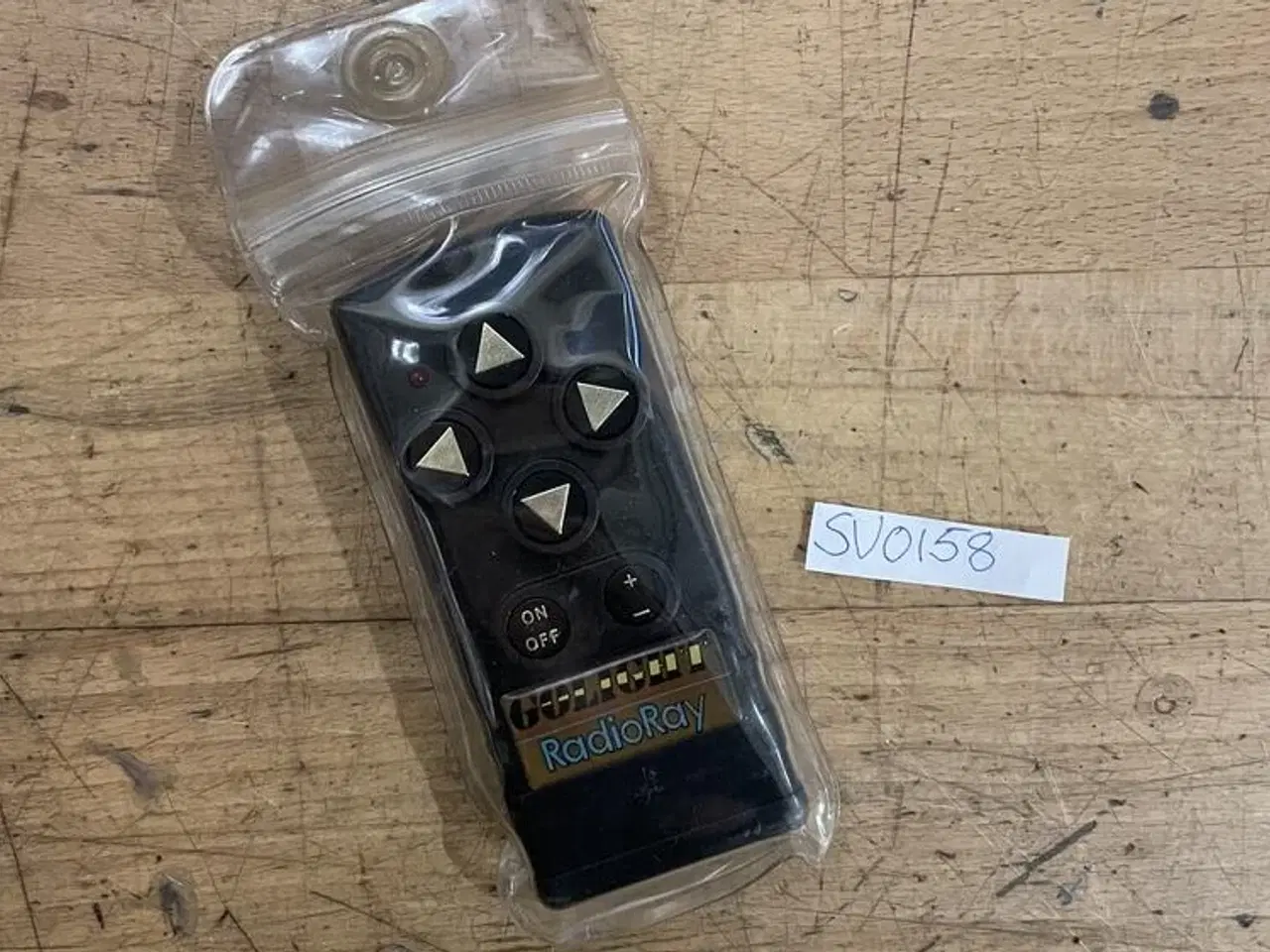 Billede 1 - Fjernbetjening til en Golight RadioRay 2100/2110-projektør