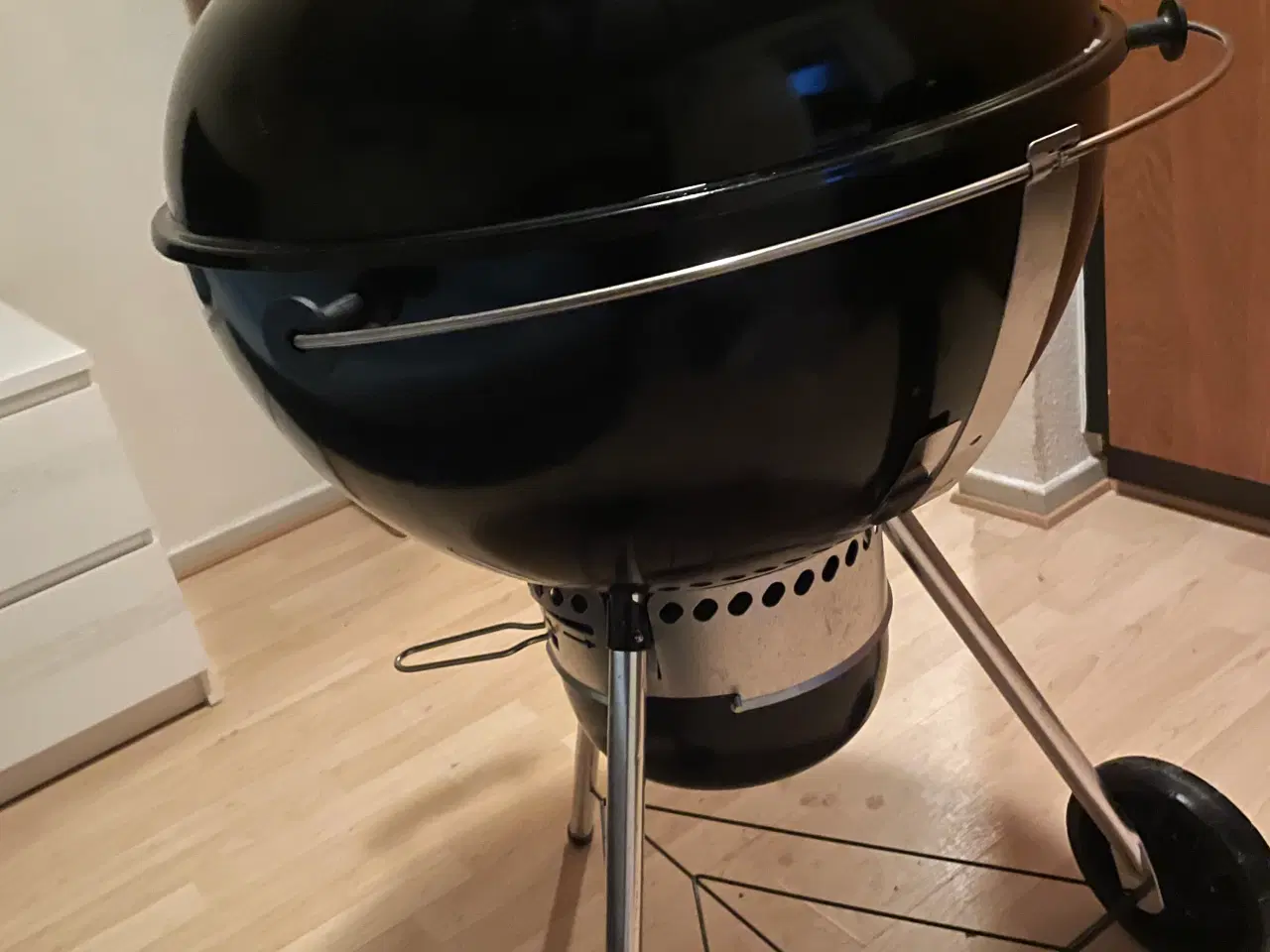 Billede 1 - Weber kugle grill ny