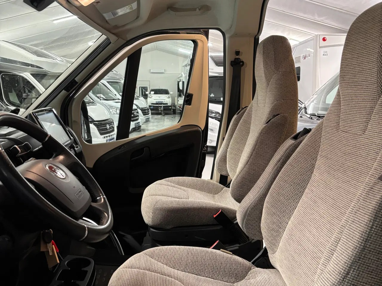 Billede 19 - Autocamper til salg - Hymer Free 540 