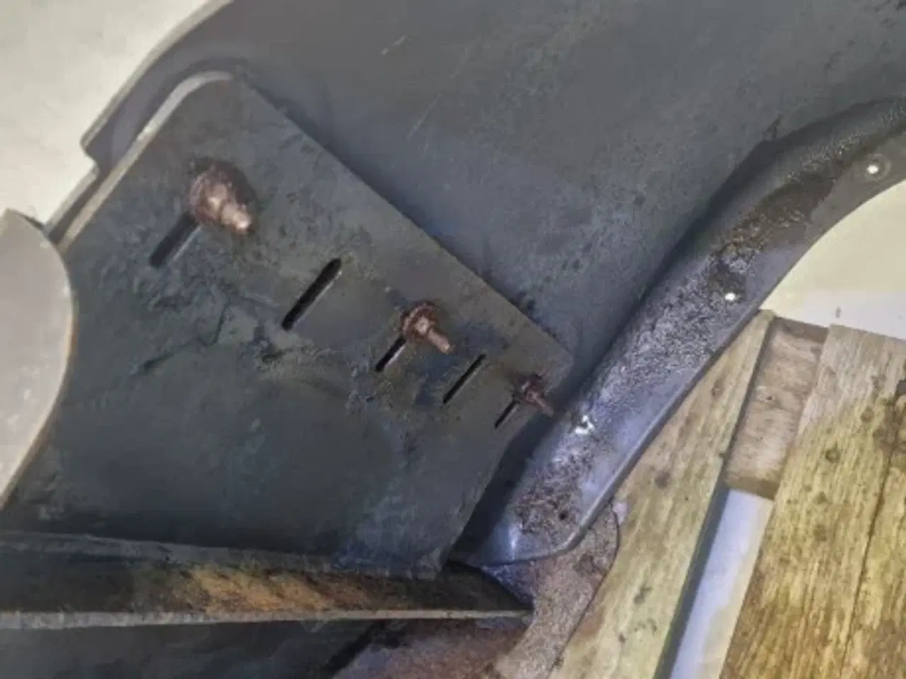 Billede 5 - Case 621D Hjulskærm R.  87438372