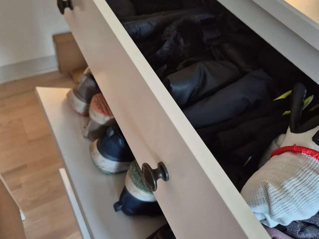 Billede 6 - Skoskab - 1 stk.  Hvid