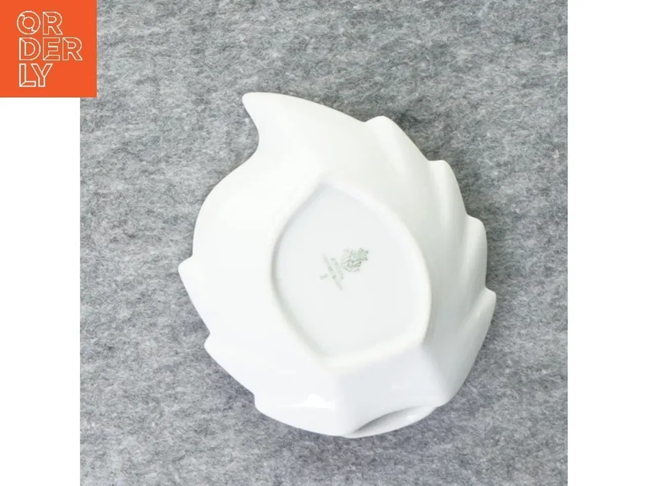 Billede 5 - 2 små fade fra Bavaria (str. 15 x 11 x 2 cm 18 x 15 x 3 cm)