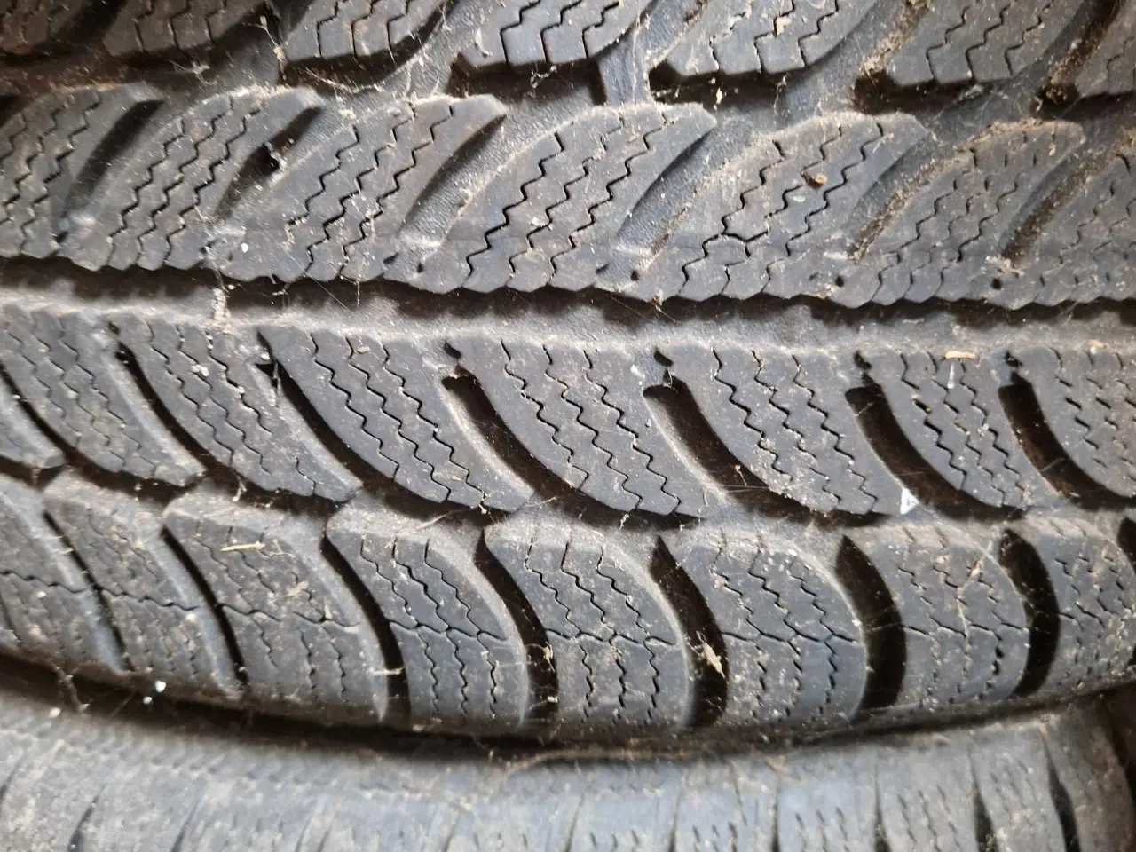 Billede 3 - Vinterdæk 195/65r15 