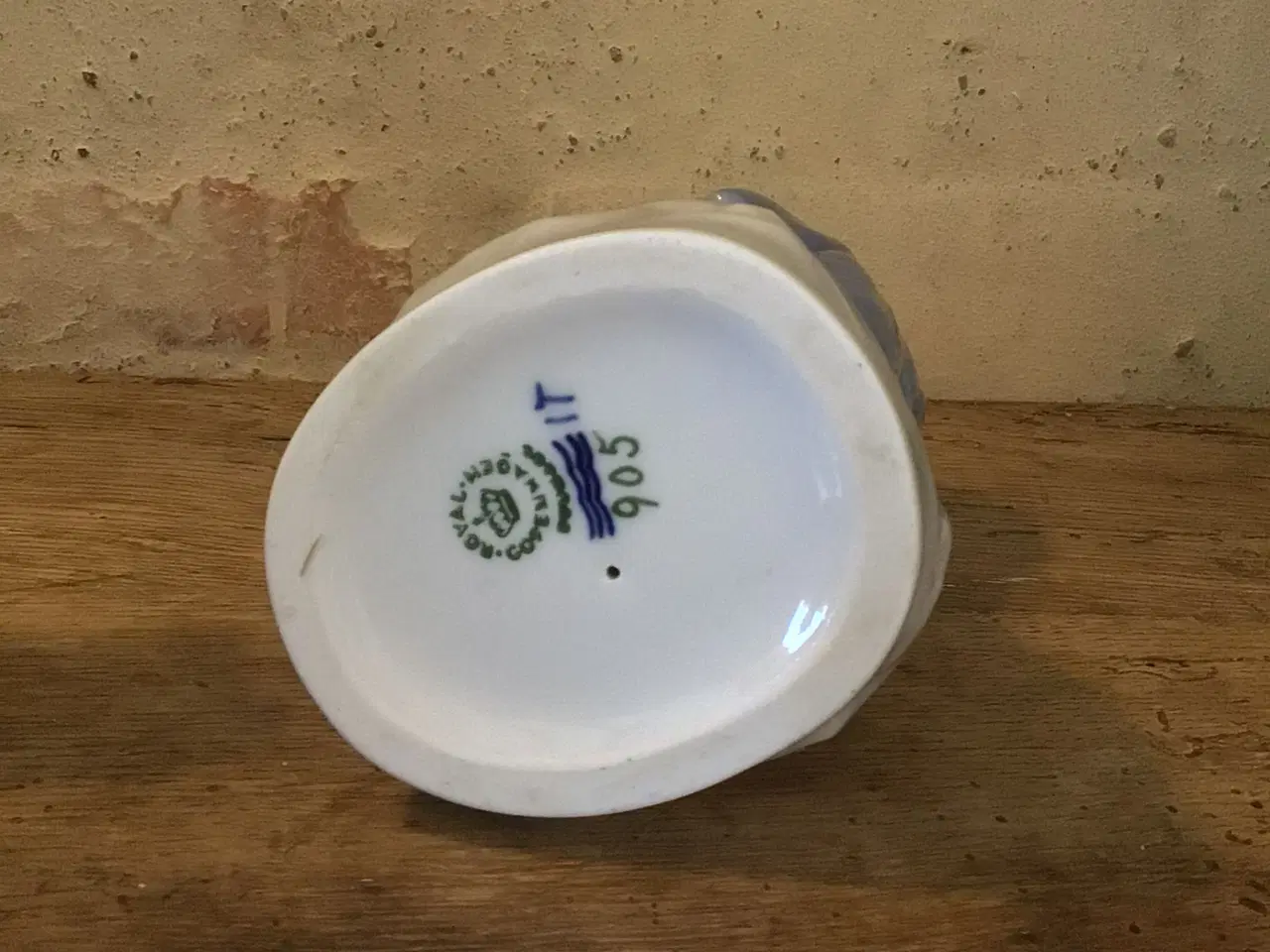 Billede 3 - Royal Copenhagen figurer nr. 905 og 4503