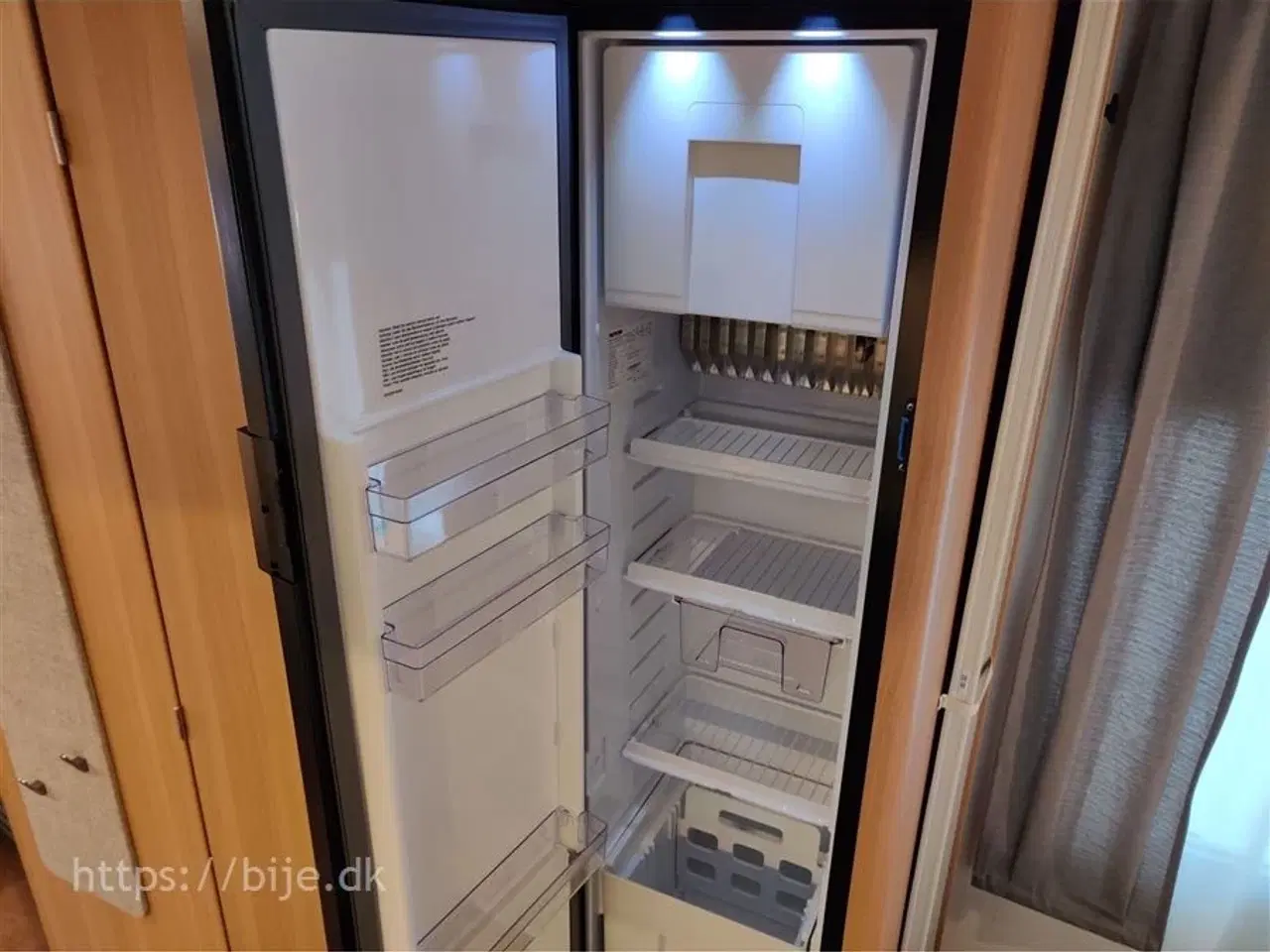 Billede 11 - 2021 - LMC Style 450 D   Køb denne vogn og få et gavekort på 10.000 kr. med i handlen.