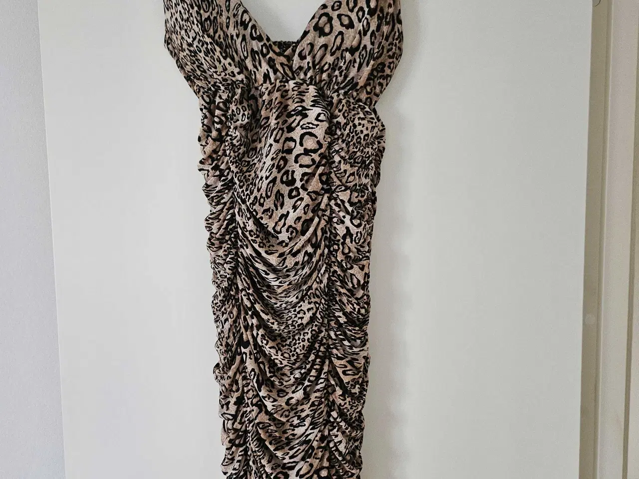 Billede 1 - Kjole fra te amo