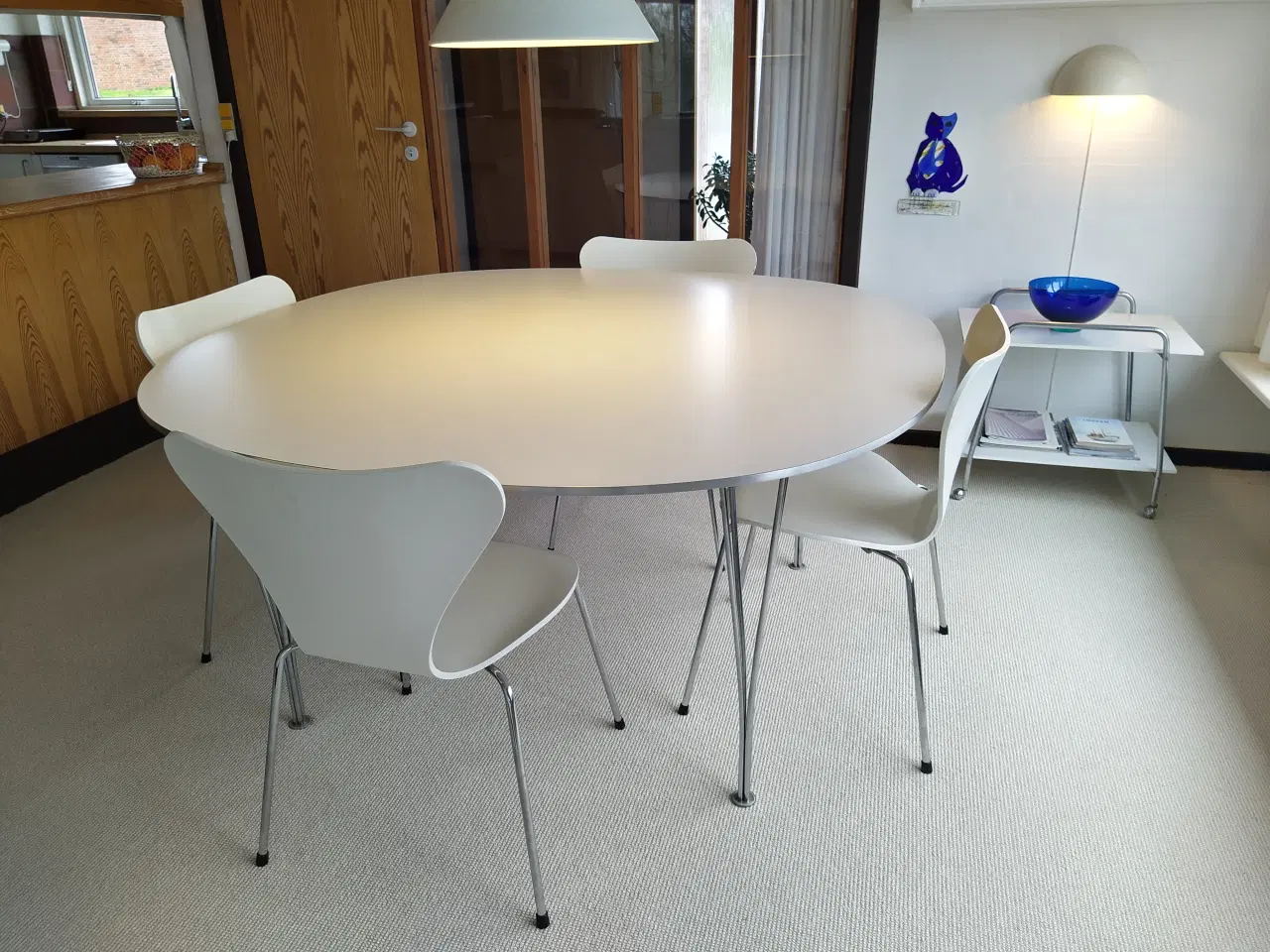 Billede 2 - Dejligt Piet Hein ellipse spisebord sælges