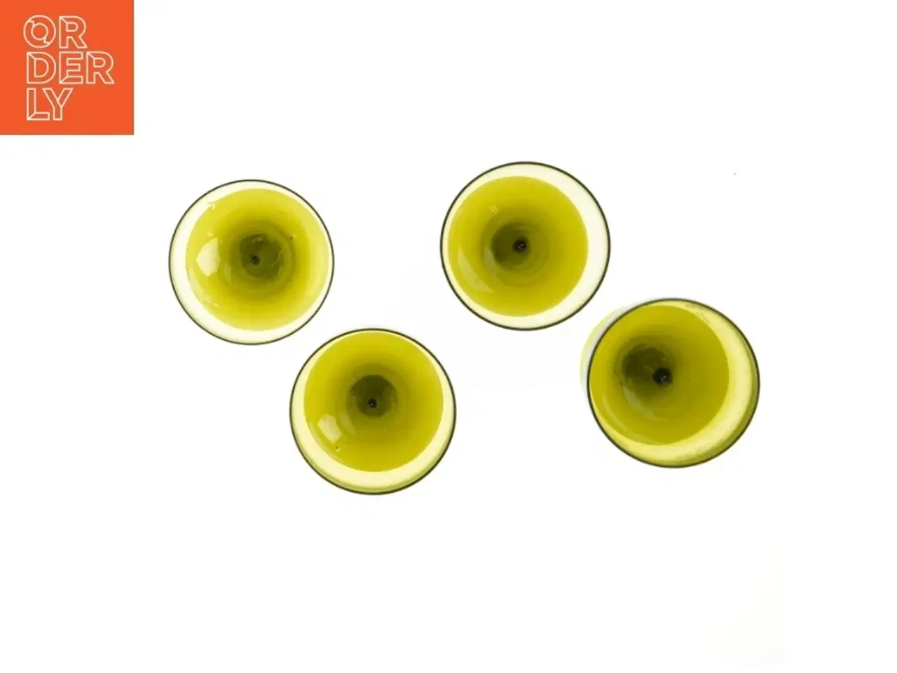 Billede 2 - Grønne champangeskåle (str. 4 styk. ø. 9,5 cm. længde. 12,5 cm)