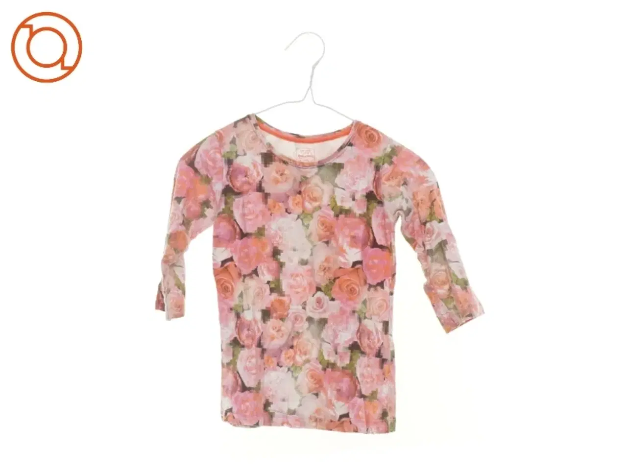 Billede 1 - Bluse fra VRS (str. 104 cm)