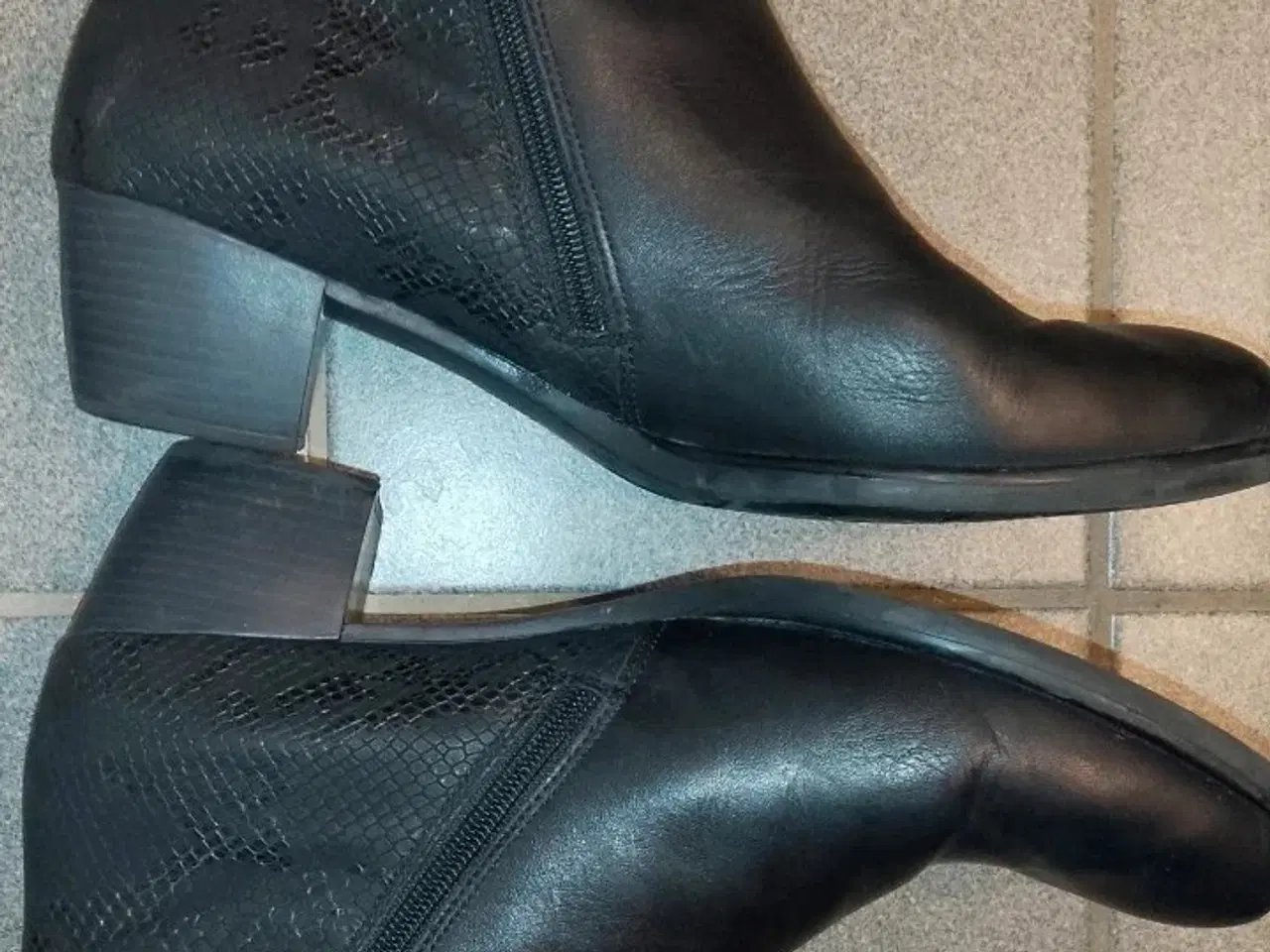 Billede 2 - Remonte - læder støvler 