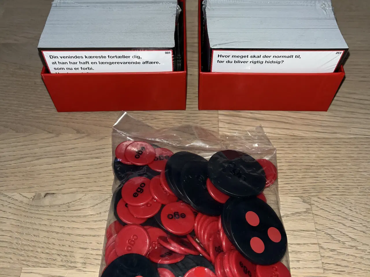 Billede 4 - HELT NYT - EGO rød (nypris: 300 kr.)