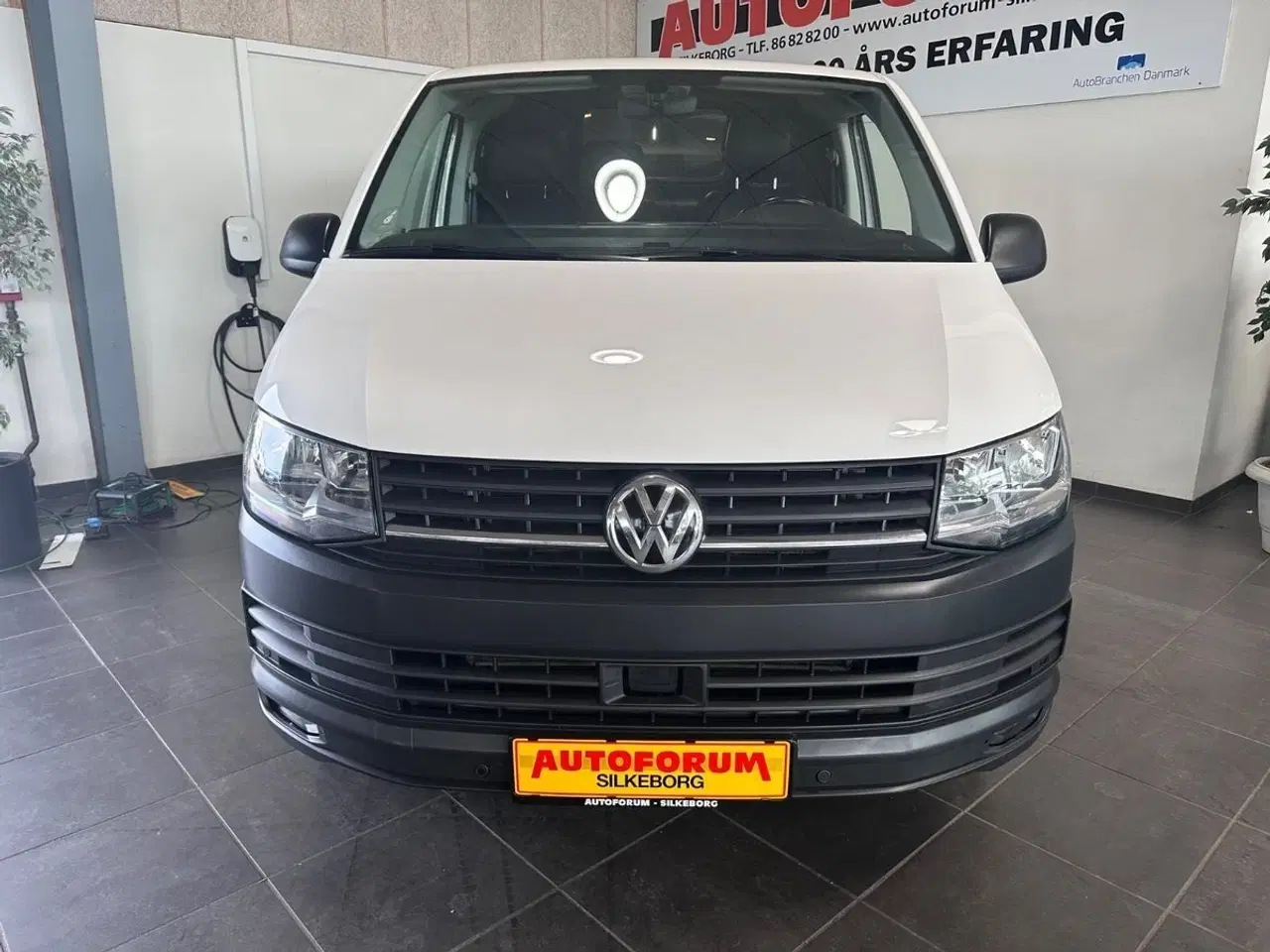Billede 2 - VW Transporter 2,0 TDi 150 Kassevogn DSG kort
