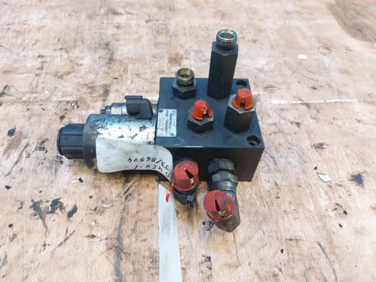 Billede 7 - JCB 4CX Ventilblok 333/06524 