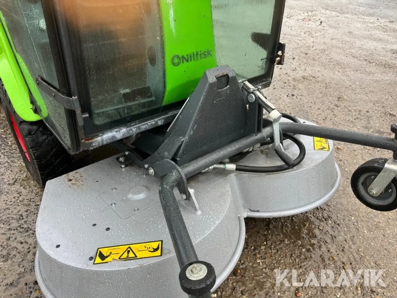 Billede 10 - Redskabsbærer Nilfisk City Ranger 2250
