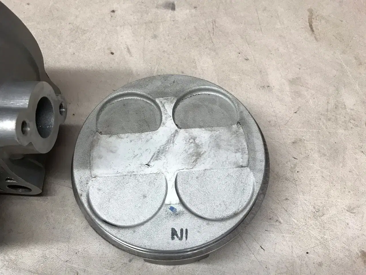 Billede 2 - Ny cylinder og stempel til Honda CRF450R