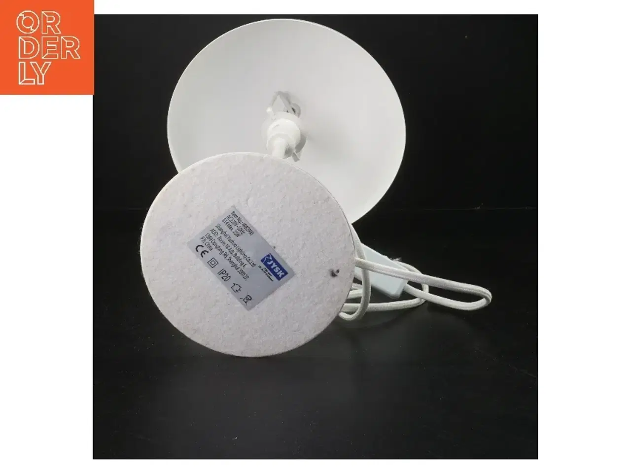 Billede 2 - Bordlampe i hvid fra Jysk (str. 50 cm)