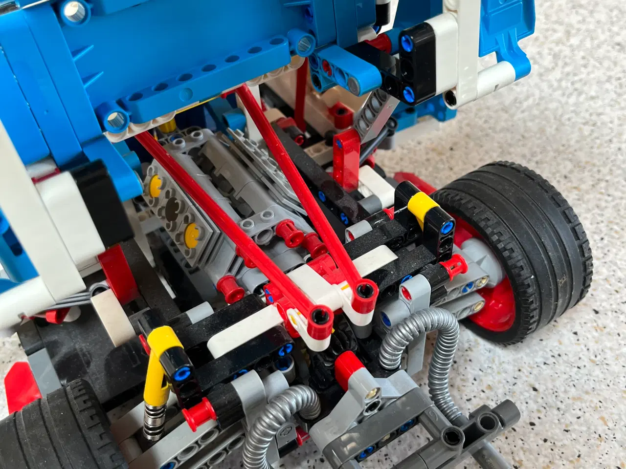 Billede 2 - Lego bil