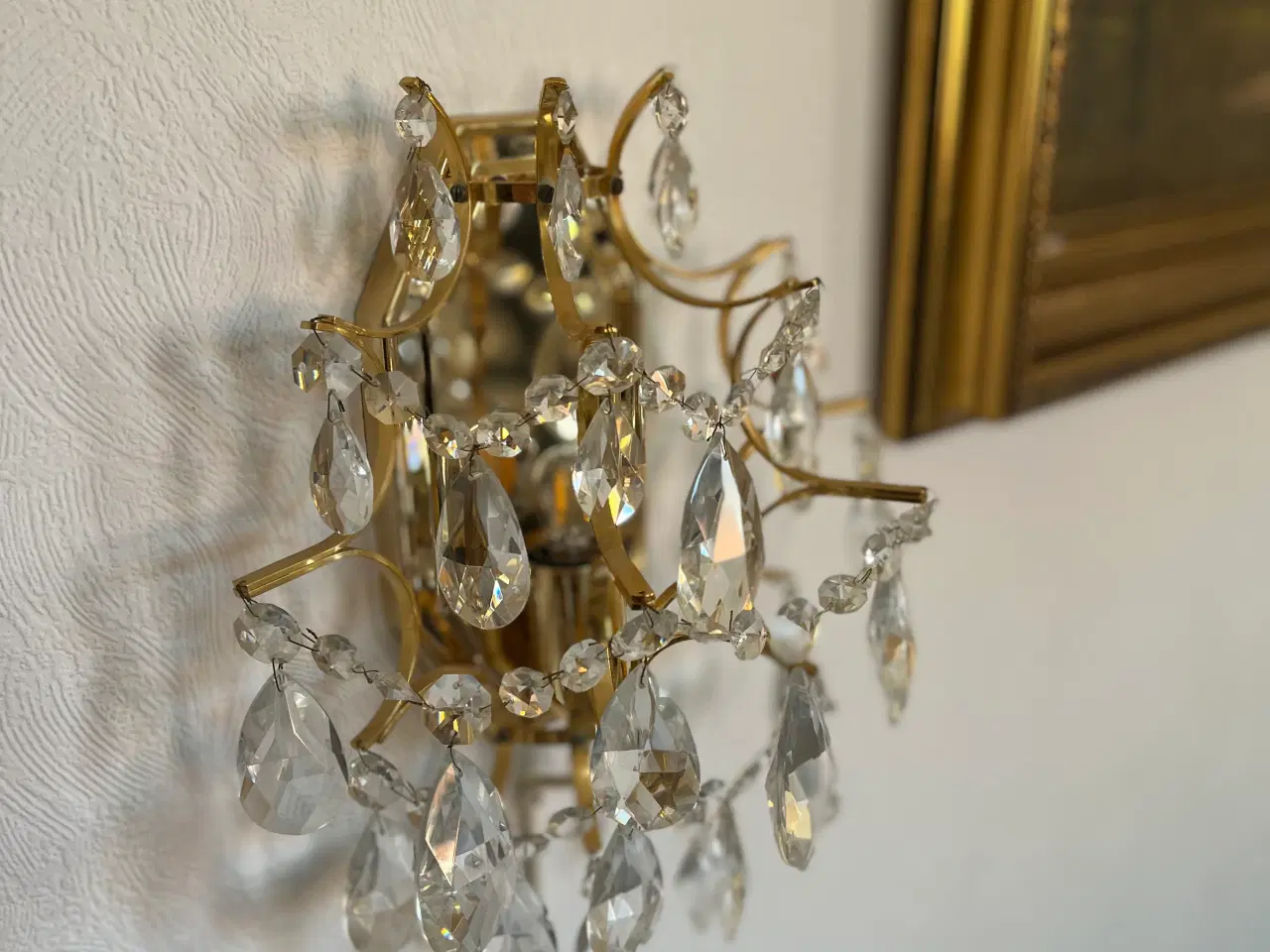 Billede 4 - Lysekrone og 2 stk lampetter