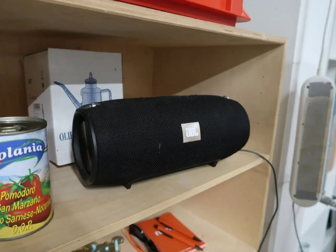 Billede 7 - 2 stk. vægreoler med indhold