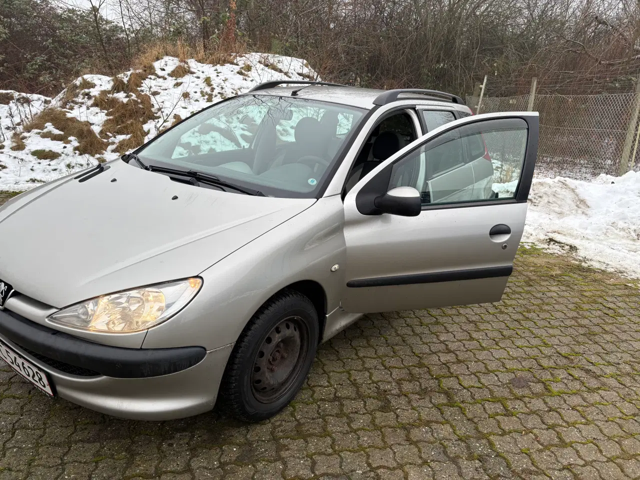 Billede 1 - Billig nysynet st Car benzin