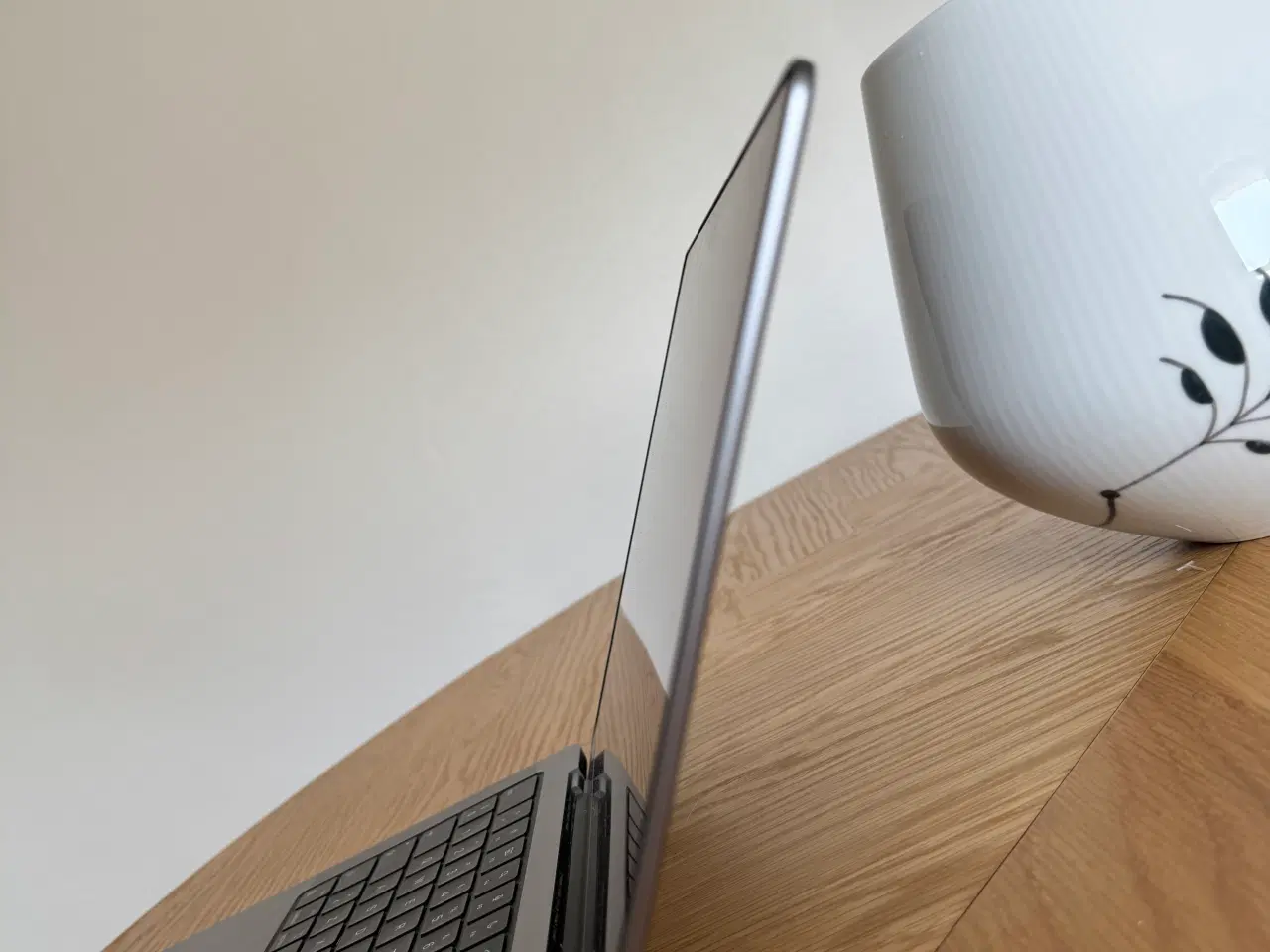 Billede 4 - MacBook Pro 2023 (M3) 14”