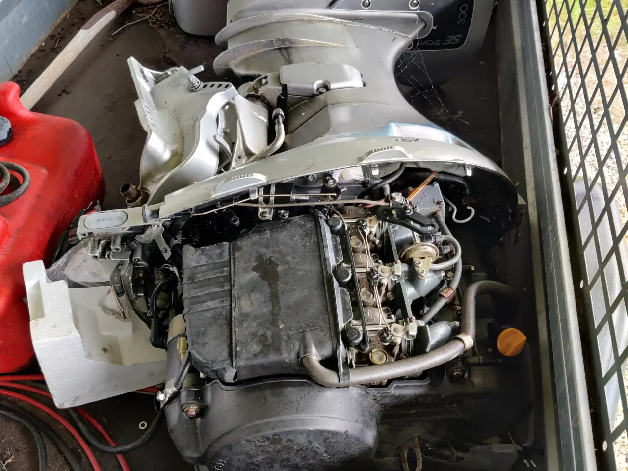 Billede 3 - Reservedels Honda bådmotor 40 hk 4 takter fra 1995