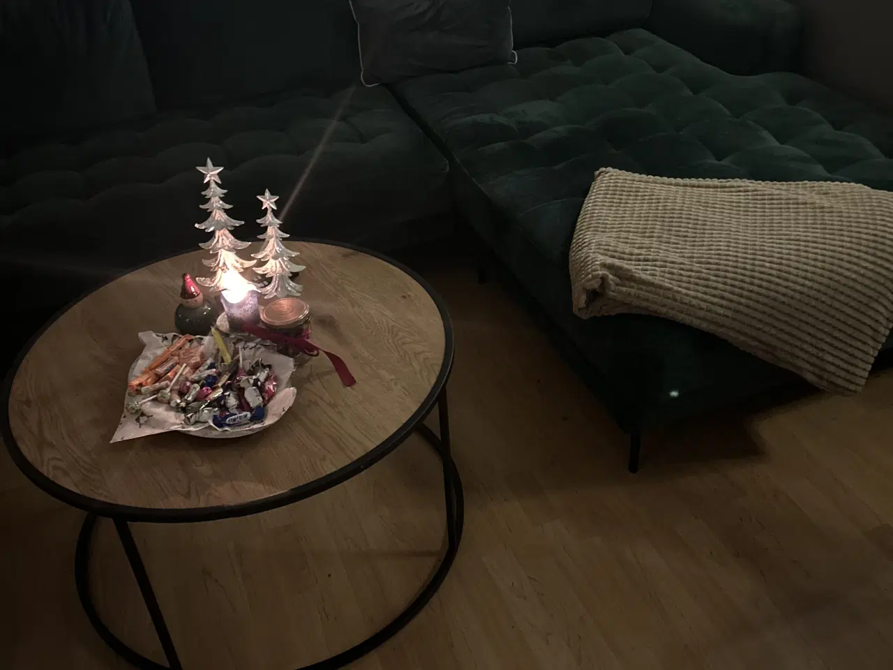 Billede 1 - Lækker grøn velour U-sofa