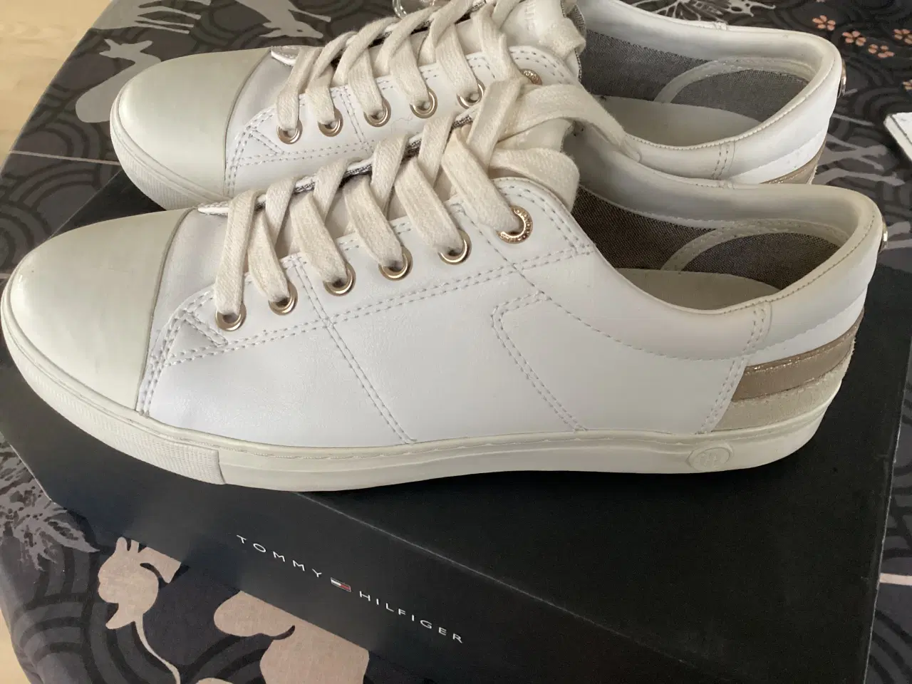 Billede 5 - Tommy Hilfiger sneakers