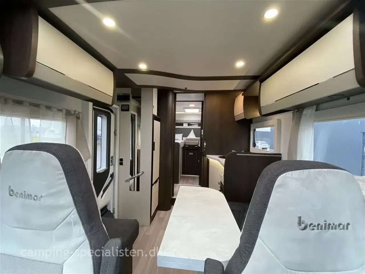 Billede 5 - 2022 - Benimar Tessoro 468 NK   Flot Benimar Tessoro 468 NK model 2022 kan nu Ses Hos Camping-Specialsten .dk i Silkeborg