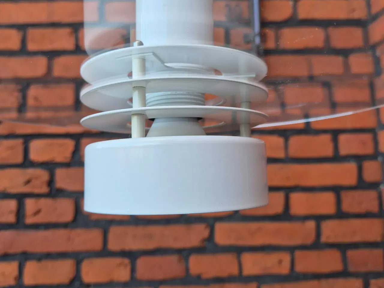 Billede 10 - Svævende 80'er-pendel med gennemsigtig skærm