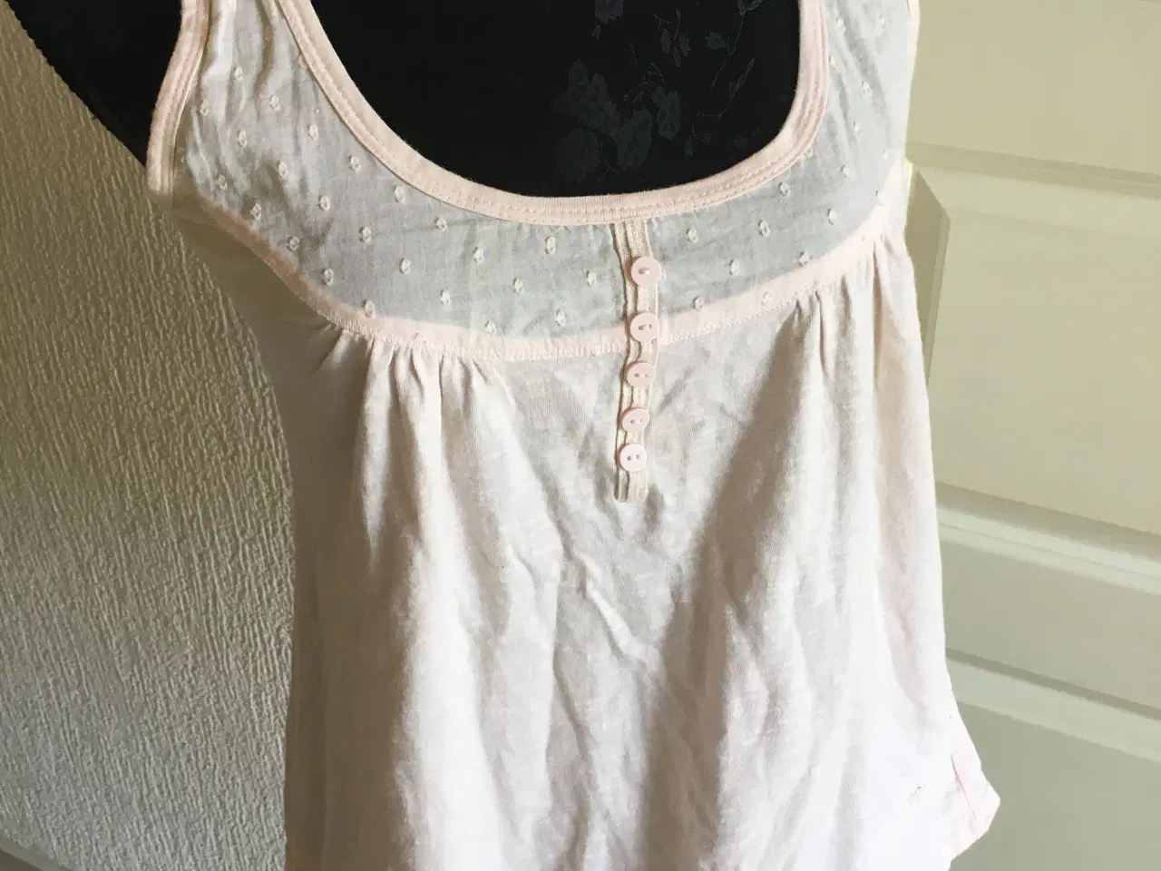 Billede 1 - Helt ny top Sisters Point 36 lys ferskenfarvet