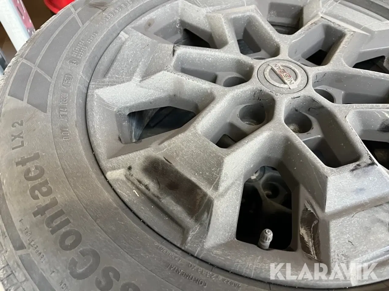 Billede 4 - Sommerhjul med alufælge Continental til Nissan Navara
