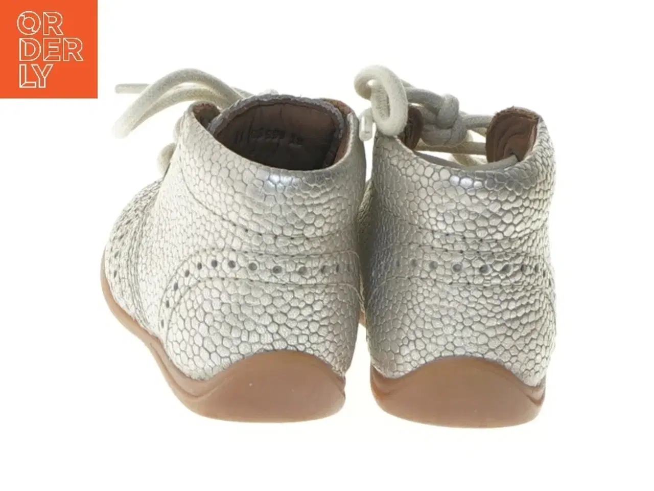 Billede 6 - Nye Sølv børnesko fra Bisgaard (str. 18 )