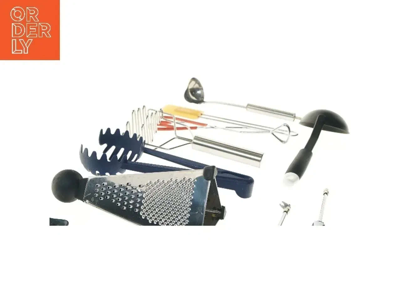 Billede 2 - Sæt af køkkenredskaber (str. 23-30 cm)