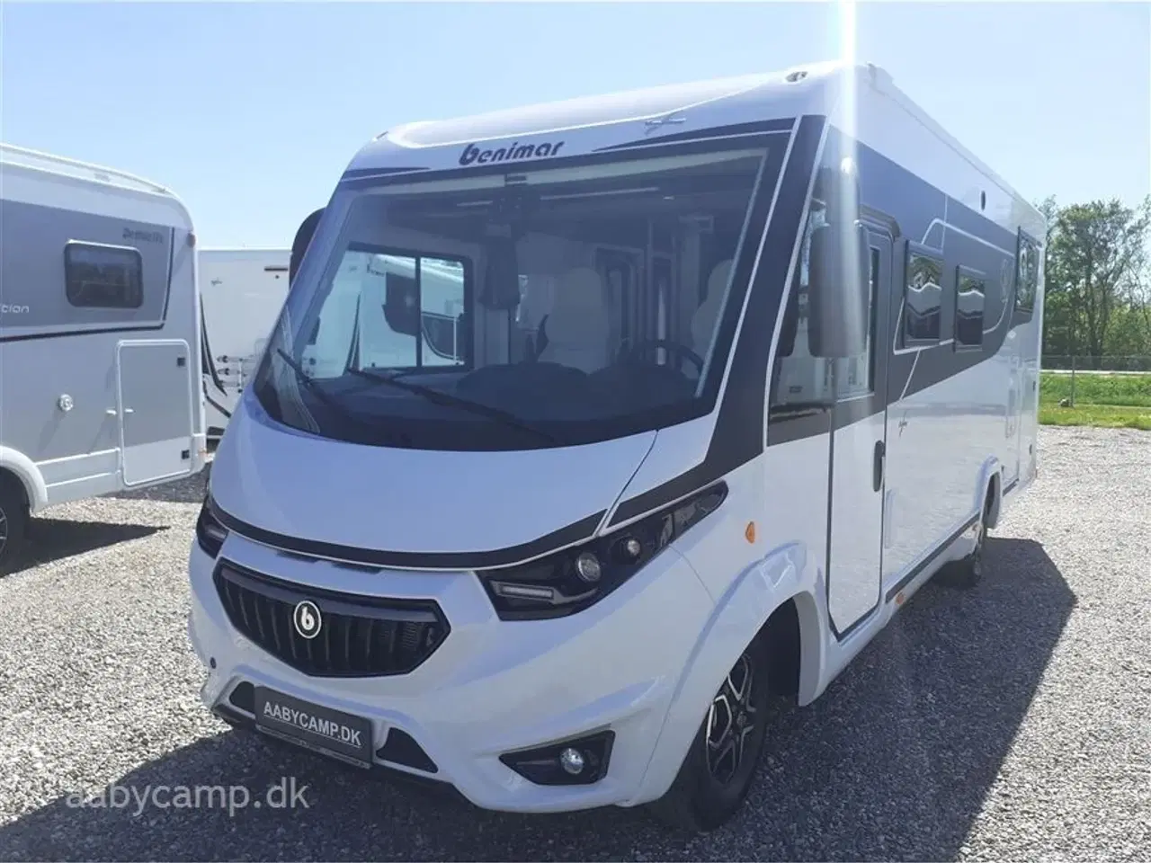 Billede 4 - 2025 - Benimar Amphitryon 967   Top model Fra Benimar med Alde Centralvarme