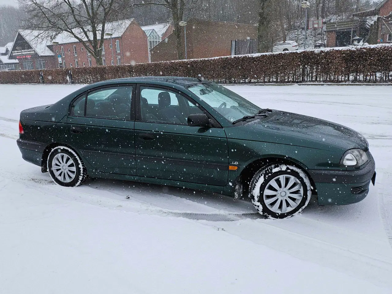 Billede 4 - Velholdt Toyota Avensis