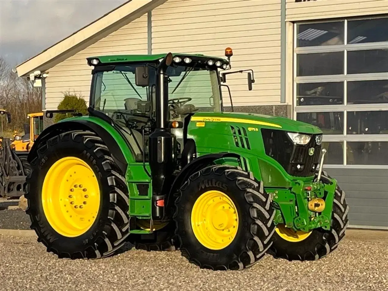 Billede 16 - John Deere 6175R Med frontlift og frontPTO