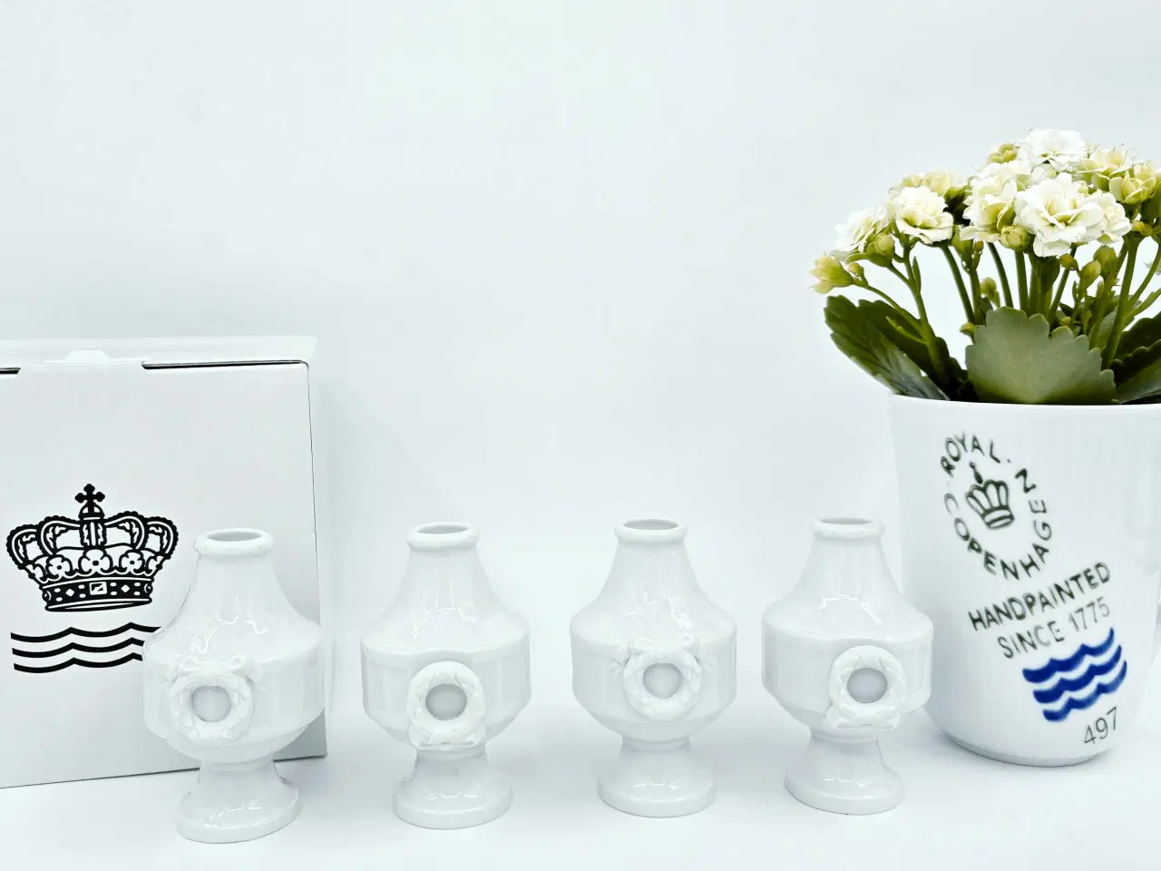 Billede 1 - Royal Copenhagen Hvid Vifte Bordkortholder/ Kuvert