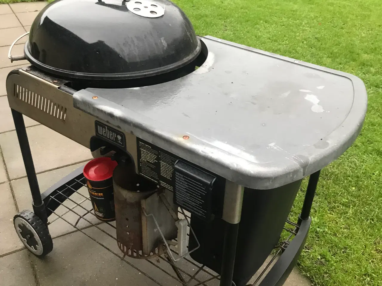 Billede 2 - Weber grill med sidebord