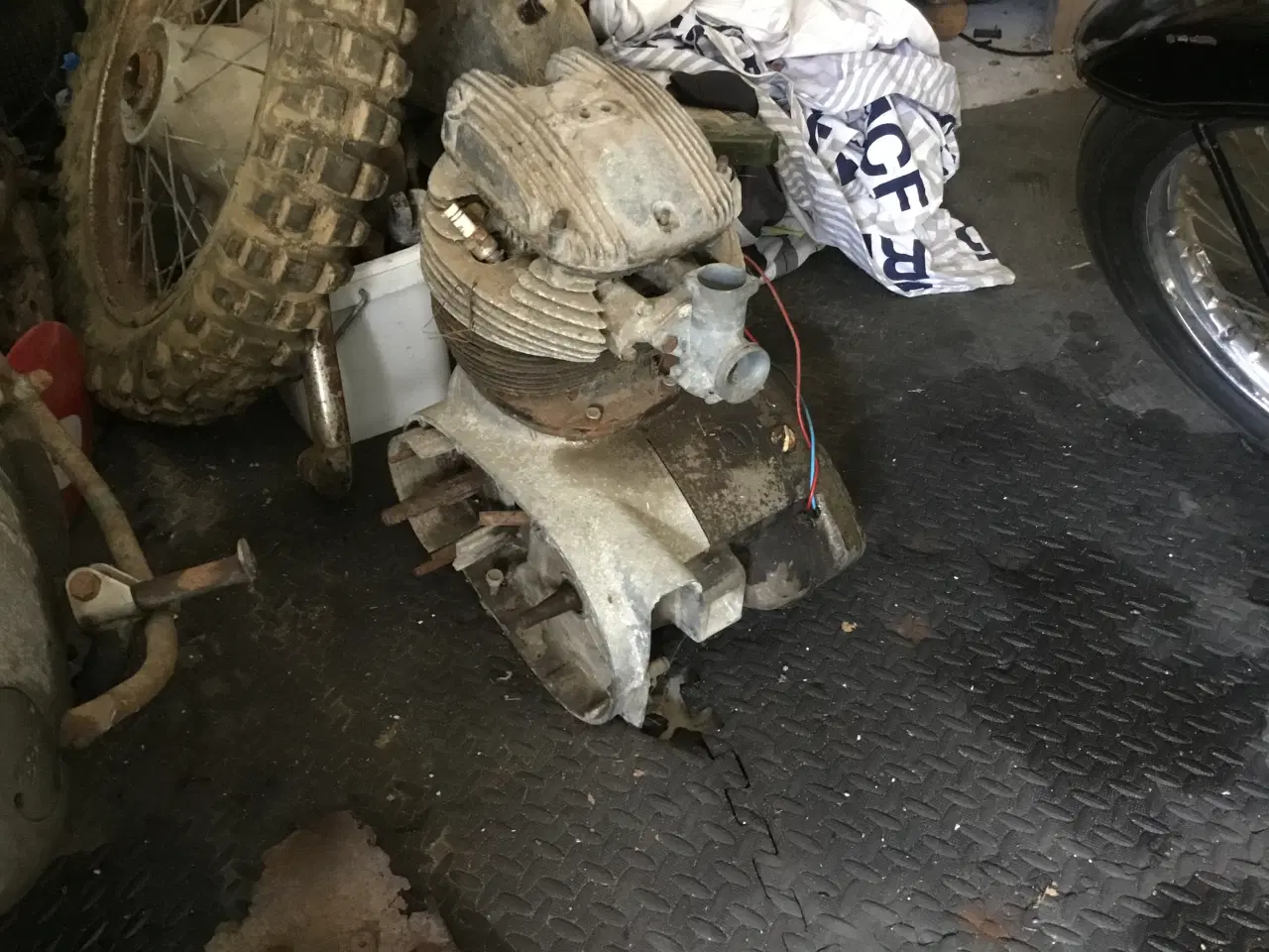 Billede 1 - Bsa motor 650cc