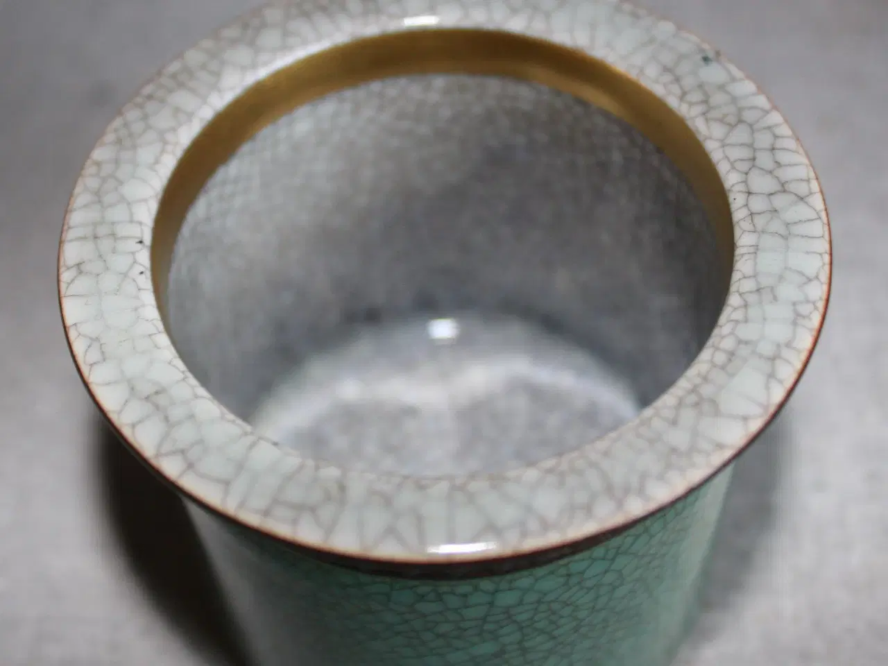 Billede 3 - Lille bæger / vase med krakelé glasur