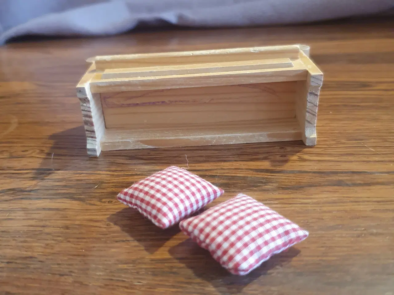 Billede 6 - Lundby køkken bænk 