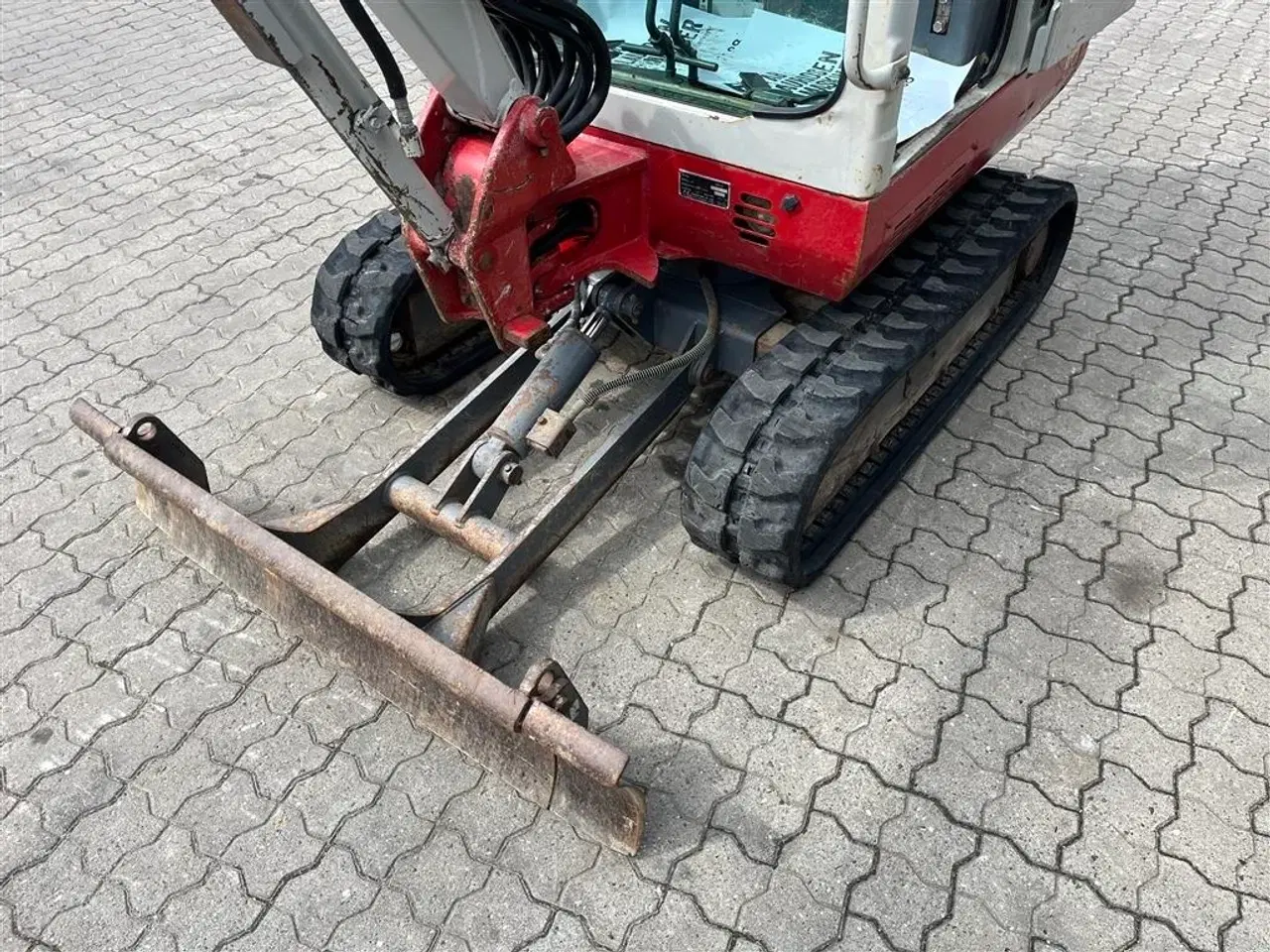 Billede 7 - Takeuchi TB 016 Halv automatisk fæste med kipbar planerskovl