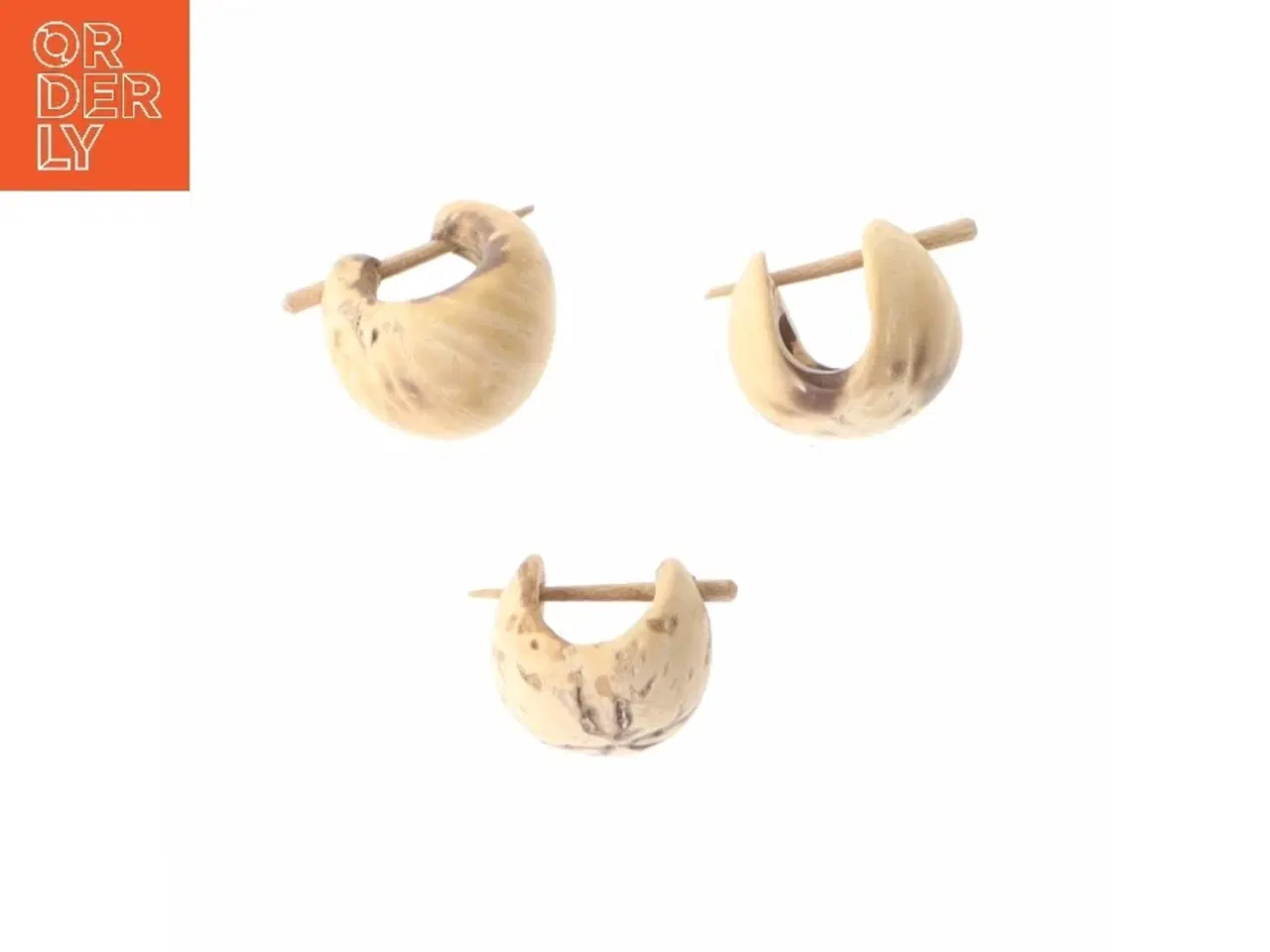 Billede 1 - Vintage træøreringe (str. Ø 1,5 cm)