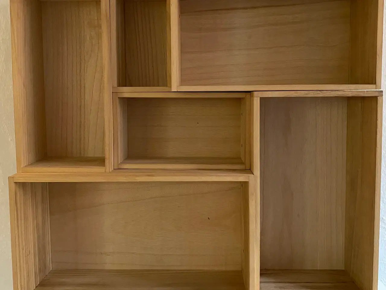 Billede 2 - Væghylde