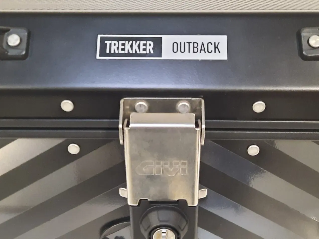 Billede 2 - GIVI Topboks m/ Ryglæn 58 Liter