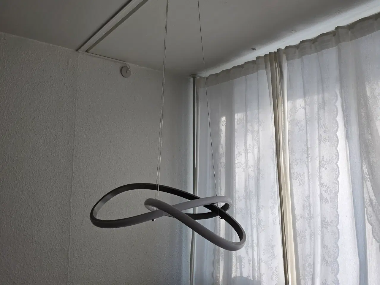 Billede 1 - Lampe til spisebord